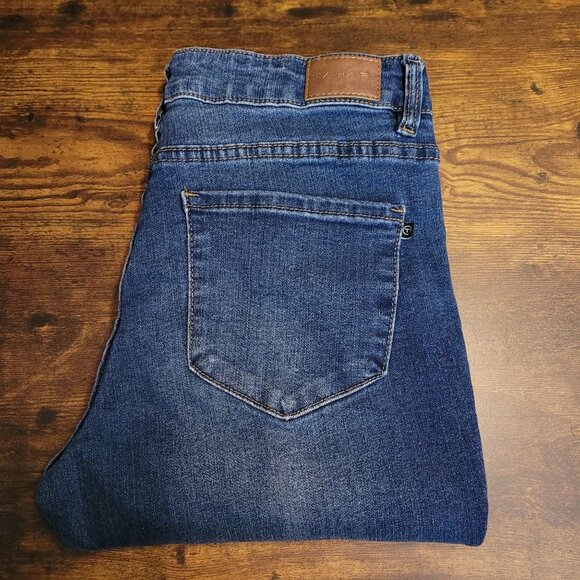 Tahari Jeans Size 8 Kelly Classic Skinny Mid Rise Medium Dark Wash Stretch Denim - Picture 3 of 11